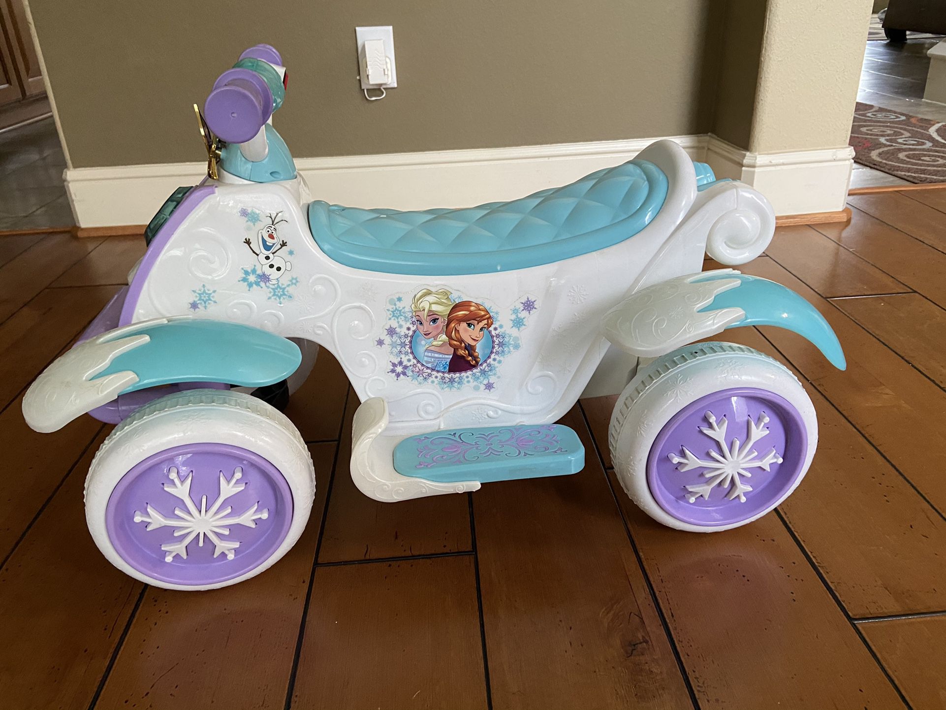 Disney Bike Auto Power With Elsa And Anna