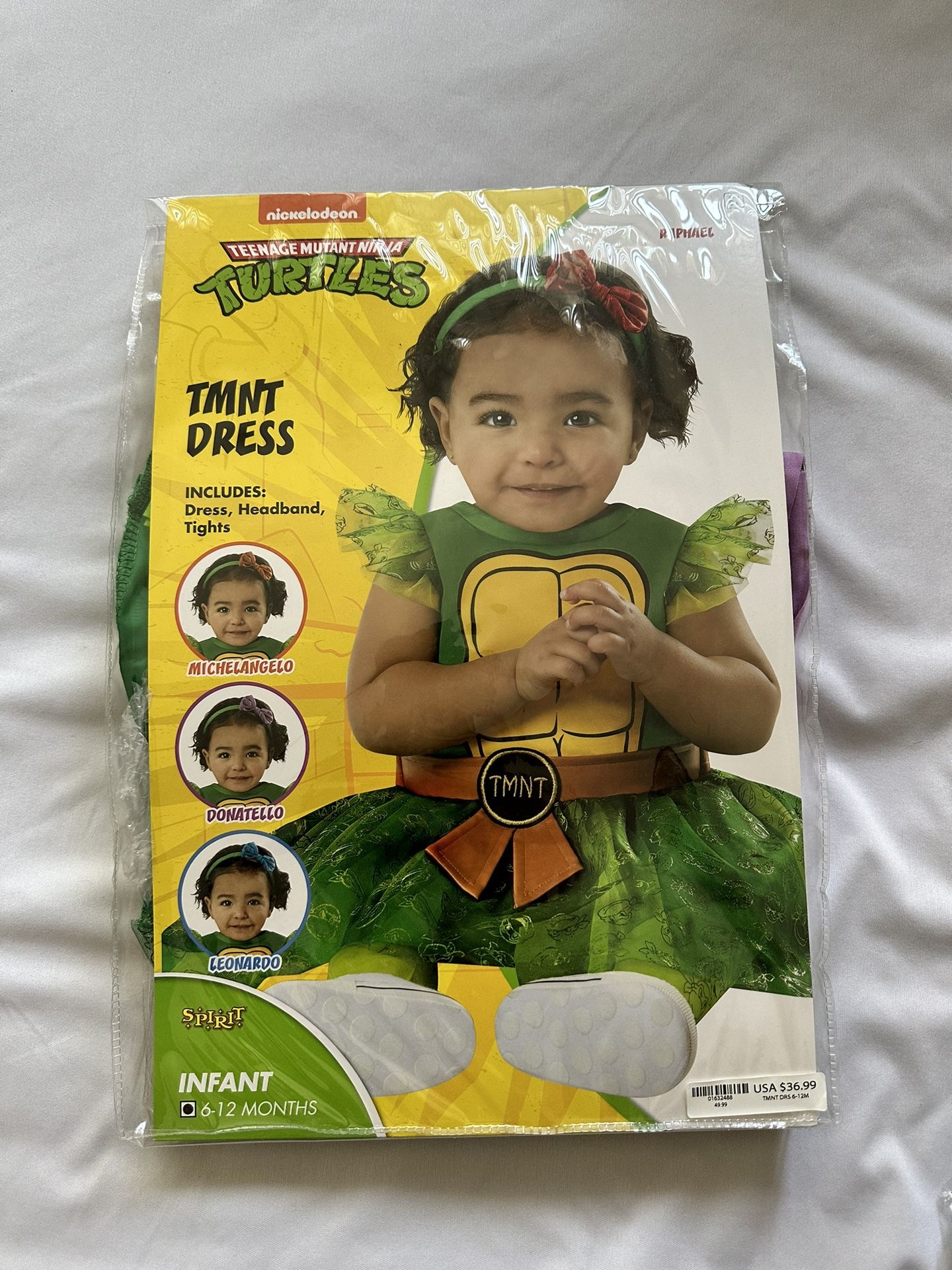 Costume