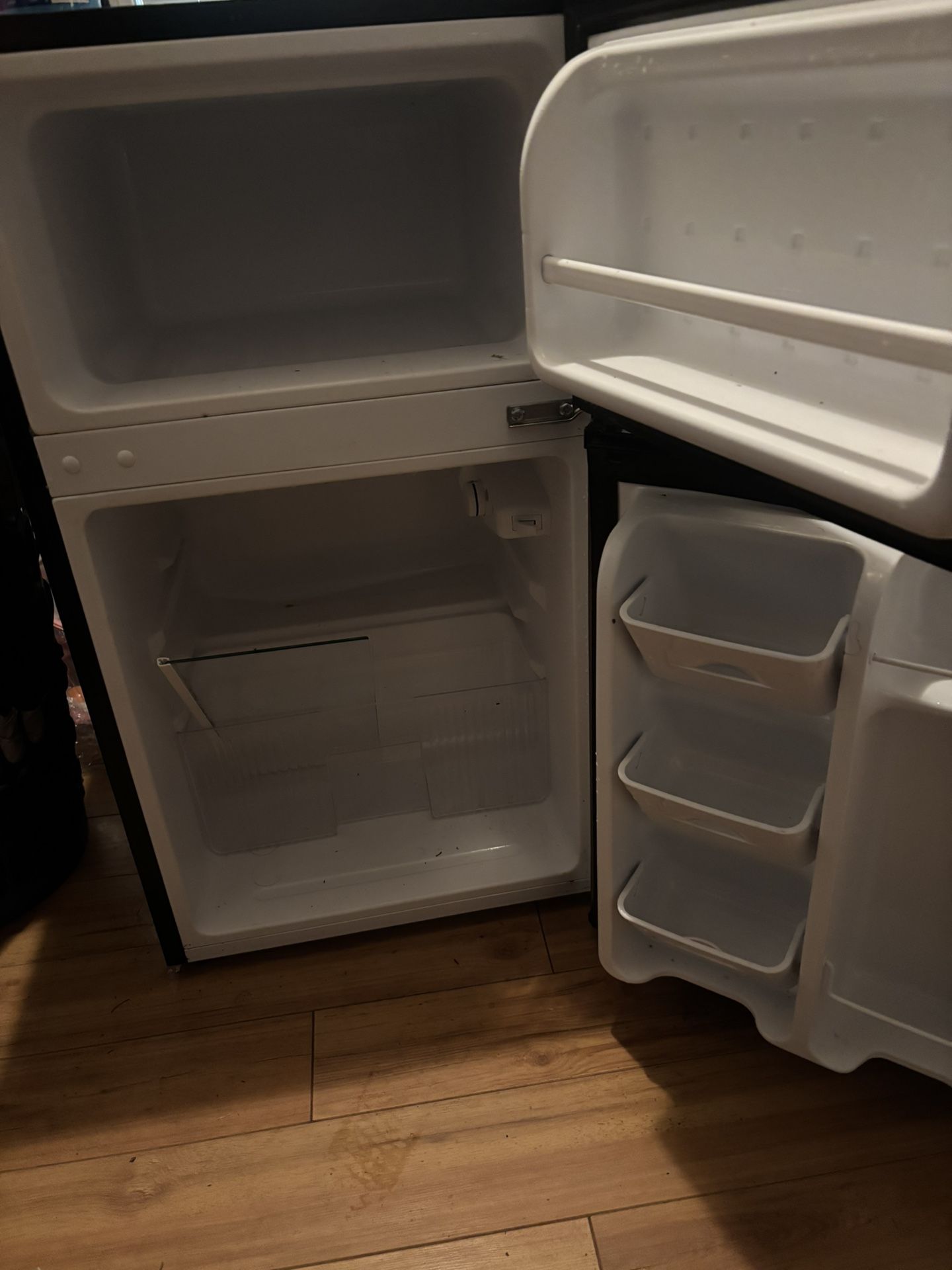 Mini Fridge For Sale