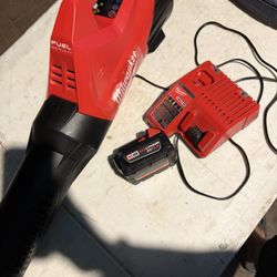 Milwaukee Leaf Blower 