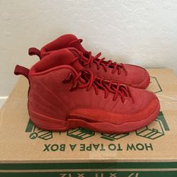 Jordan 12 Red