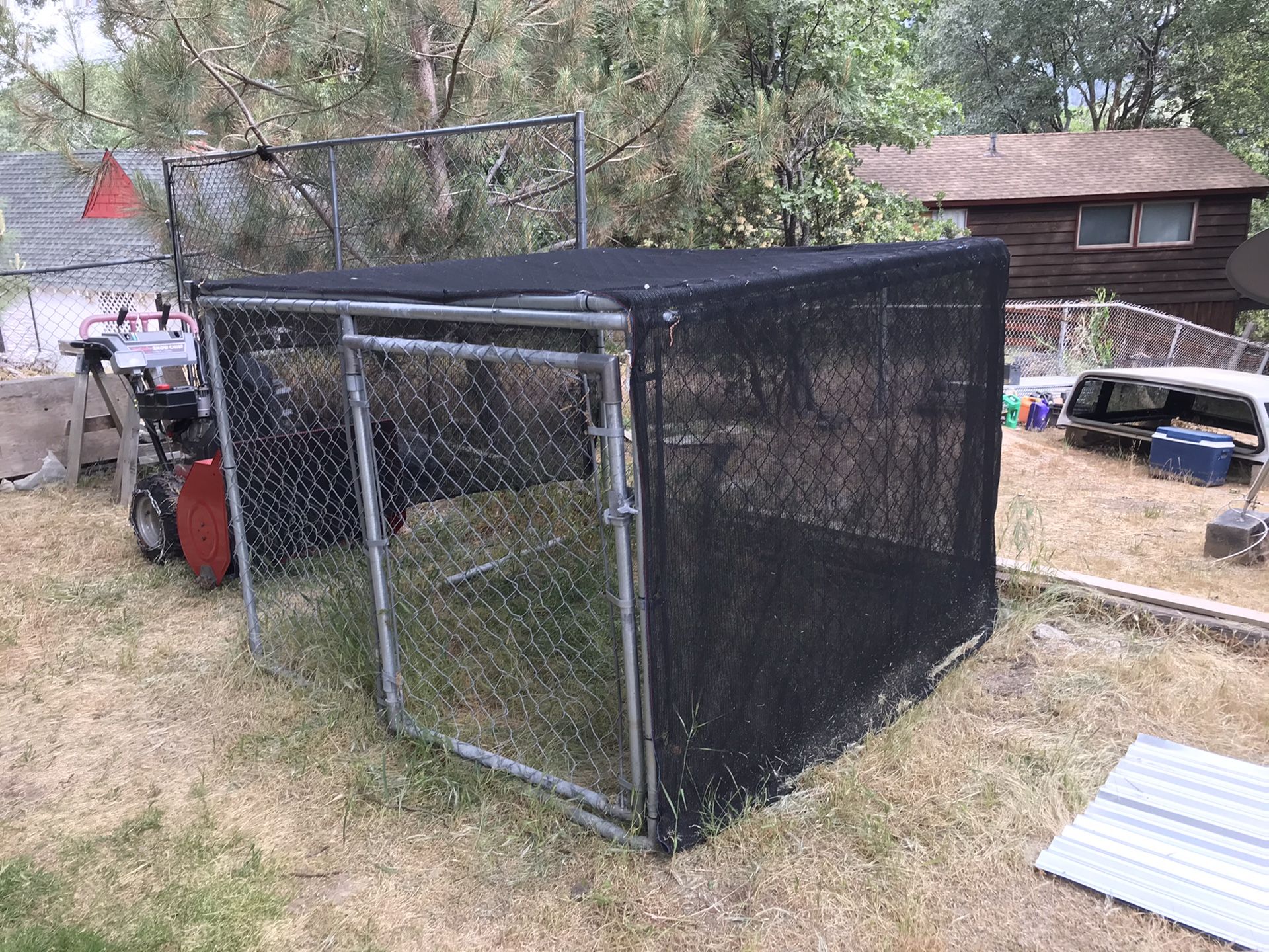 Dog crate