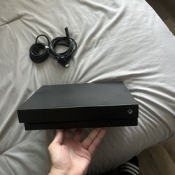 Xbox One X