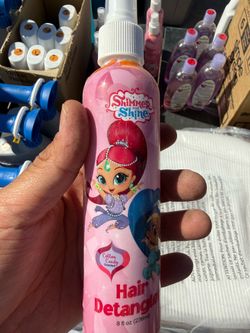 Hair detangler