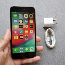 iPhone 6 - UNLOCKED - Like New  