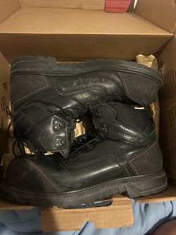 Red wings boots 2400