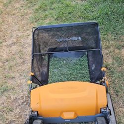 Fiskar Push Mower 