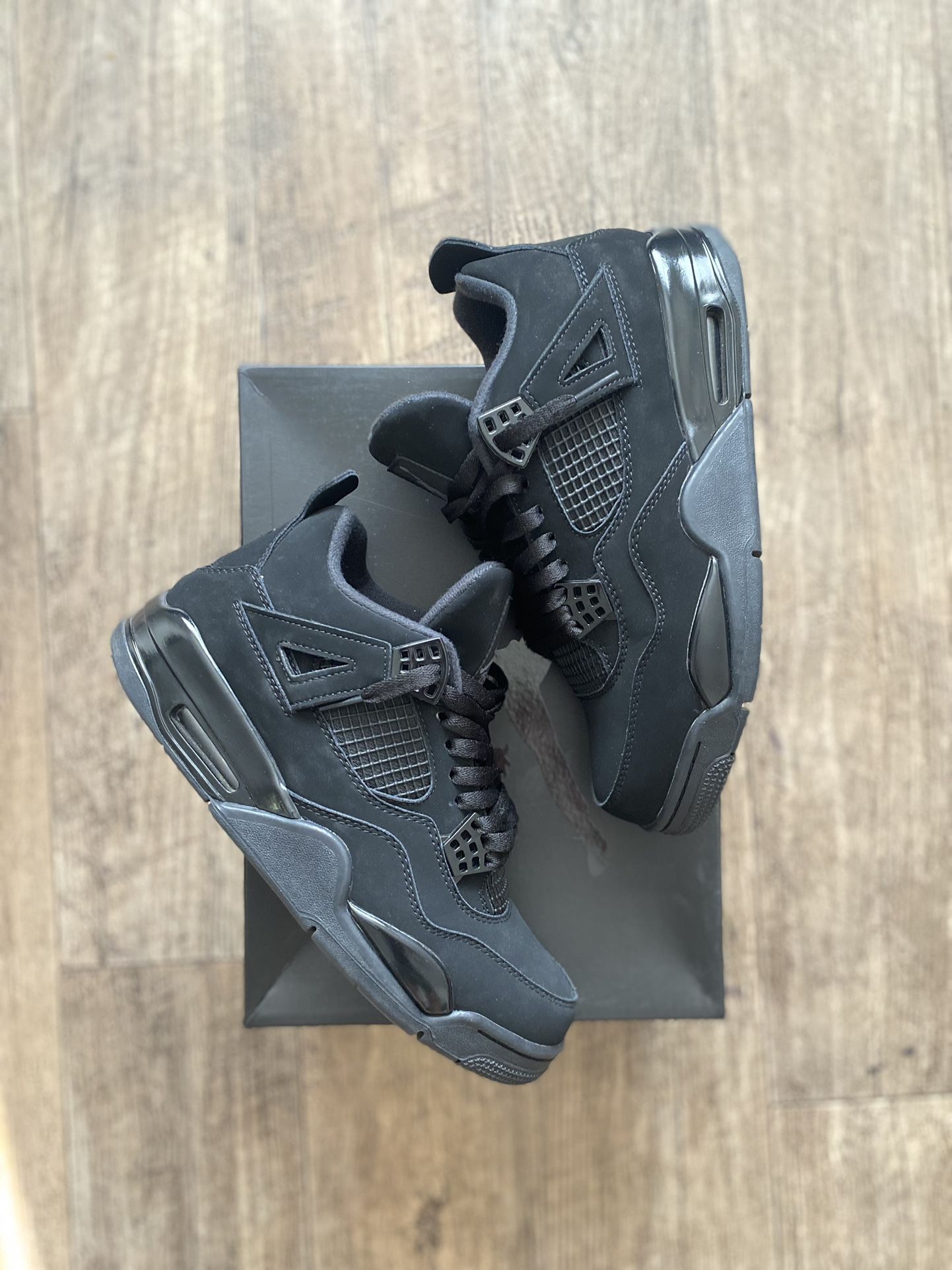 Jordan 4 Retro Black Cat (2020)