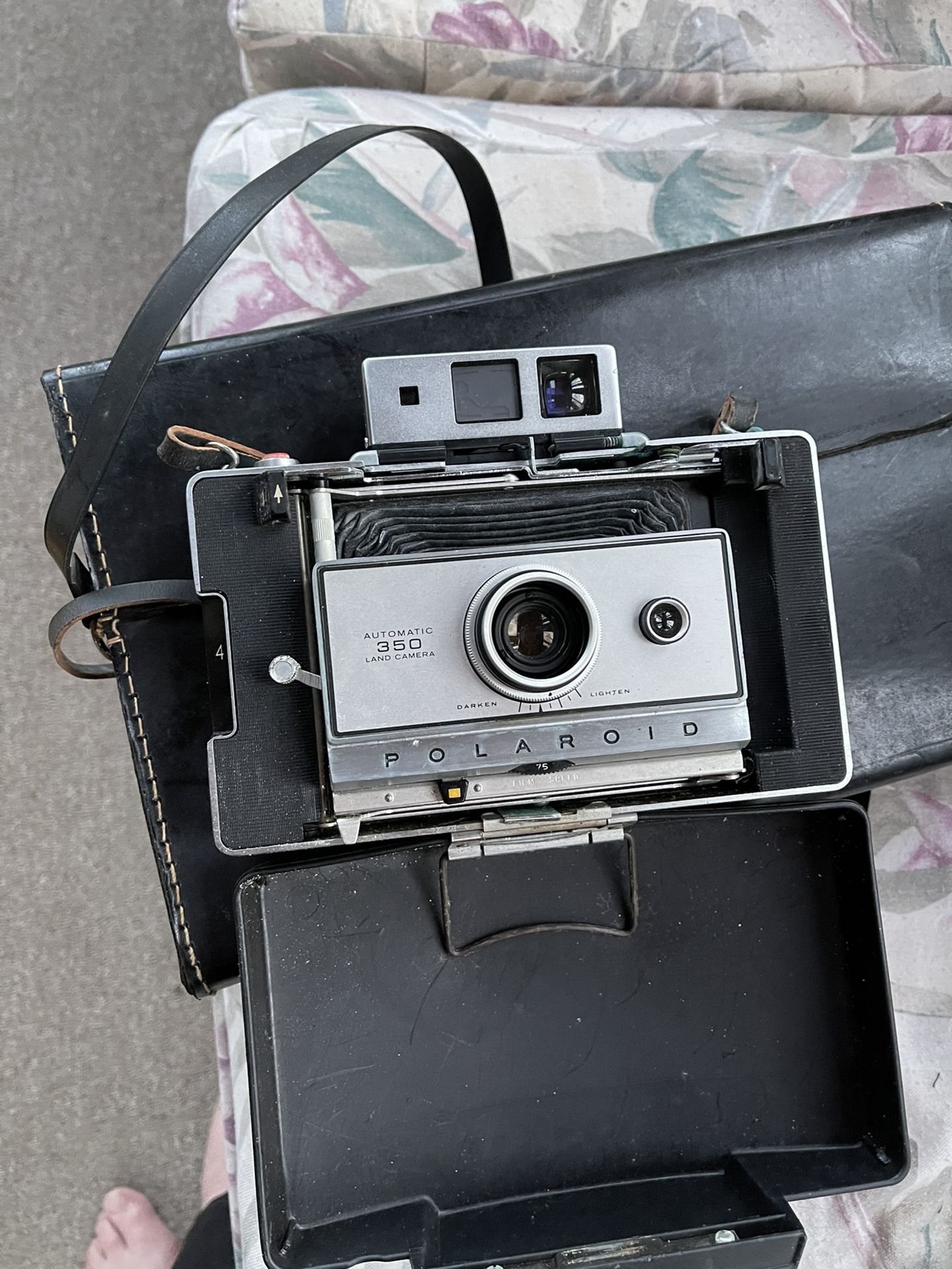 Vintage polaroid 350