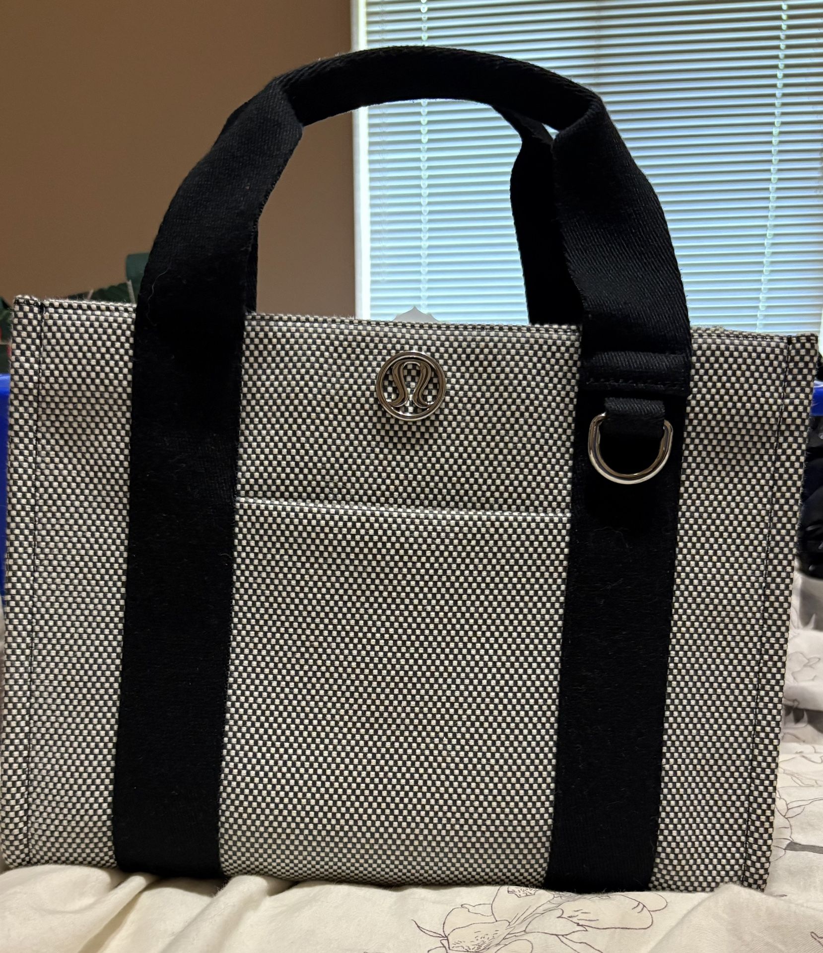 Lululemon Tote Bag
