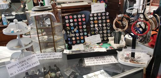 Snaps for jewelry $3 ea sports,superheros,etc