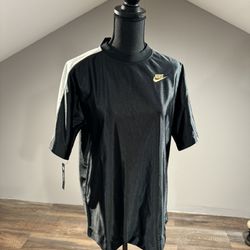 NWT XS Nike Loose Fit Top - Black White Gold