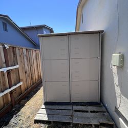 Rubbermaid Large Vertical Outdoor Storage Shed for Sale in Hayward, CA -  OfferUp