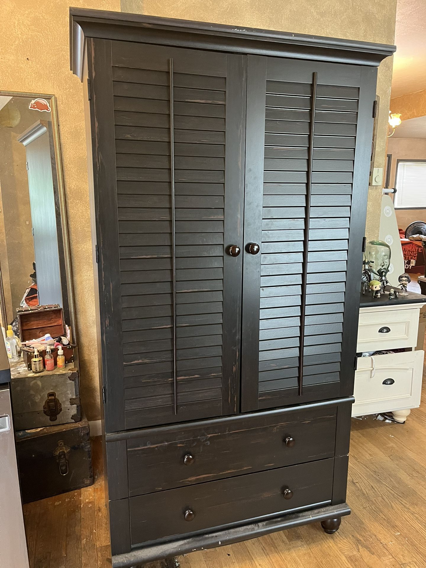 FREE Large Wooden Wardrobe /Closet