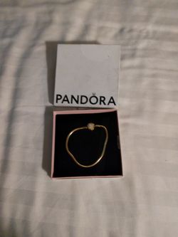 New Pandora Bracelet Gold Plated  Reg.$200 ,selling For $100