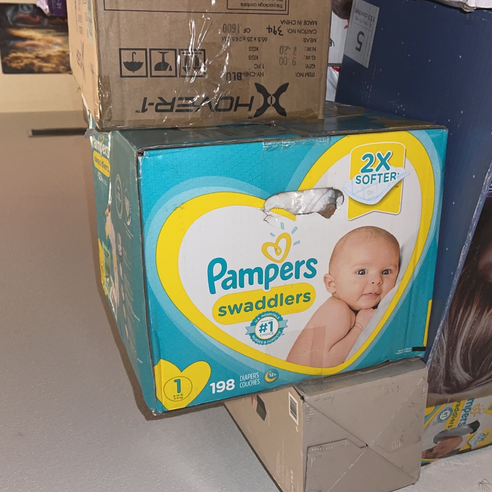 PAMPERS SWADDLERS 198 Count SIZE 1