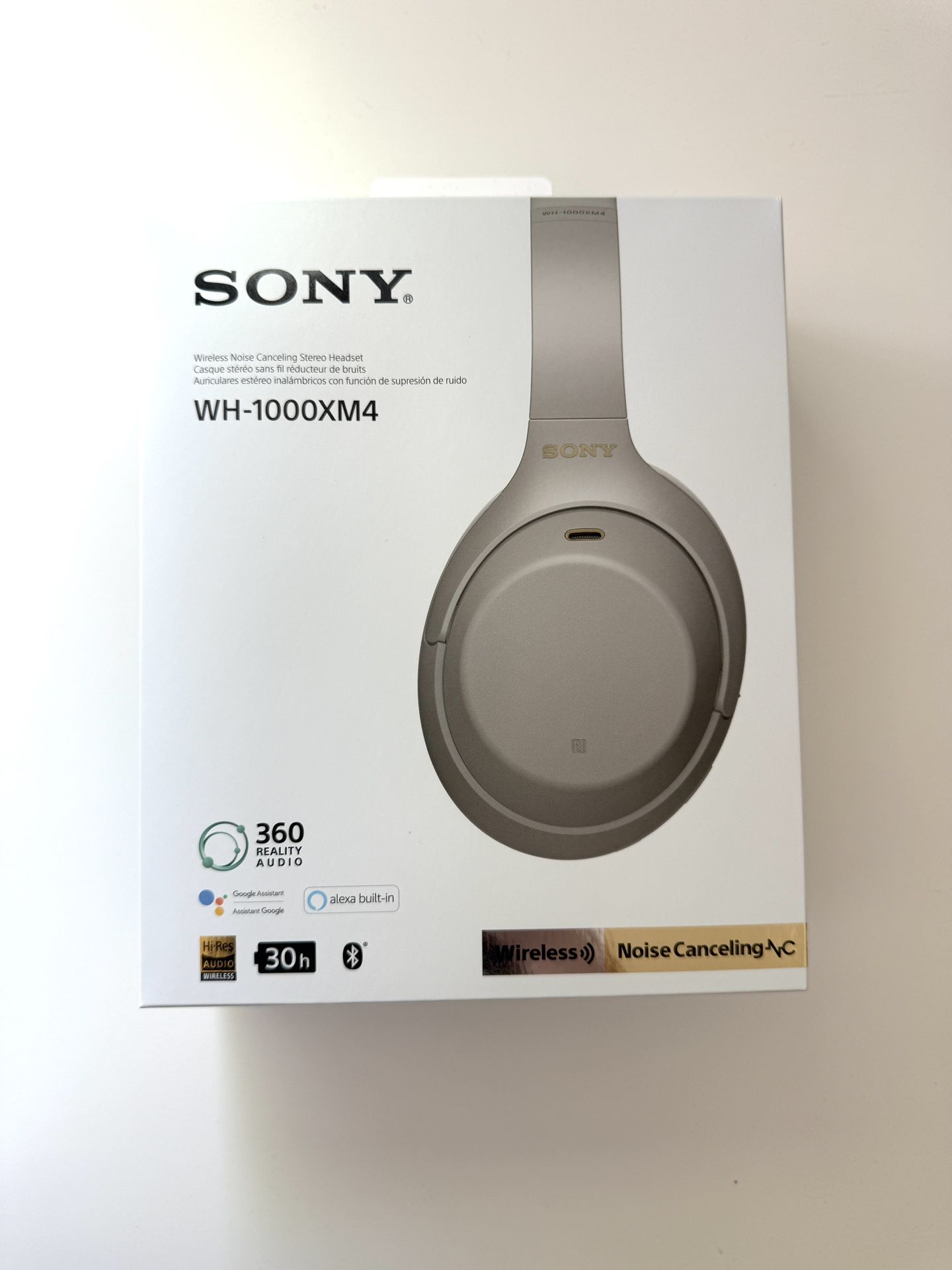 Sony XM4 headphones brand New