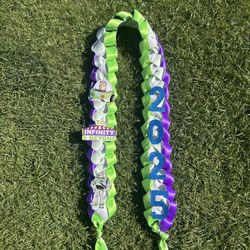 graduation lei