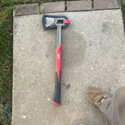 Milwaukee Axe