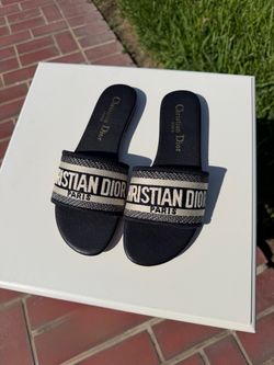 Good quality sandals