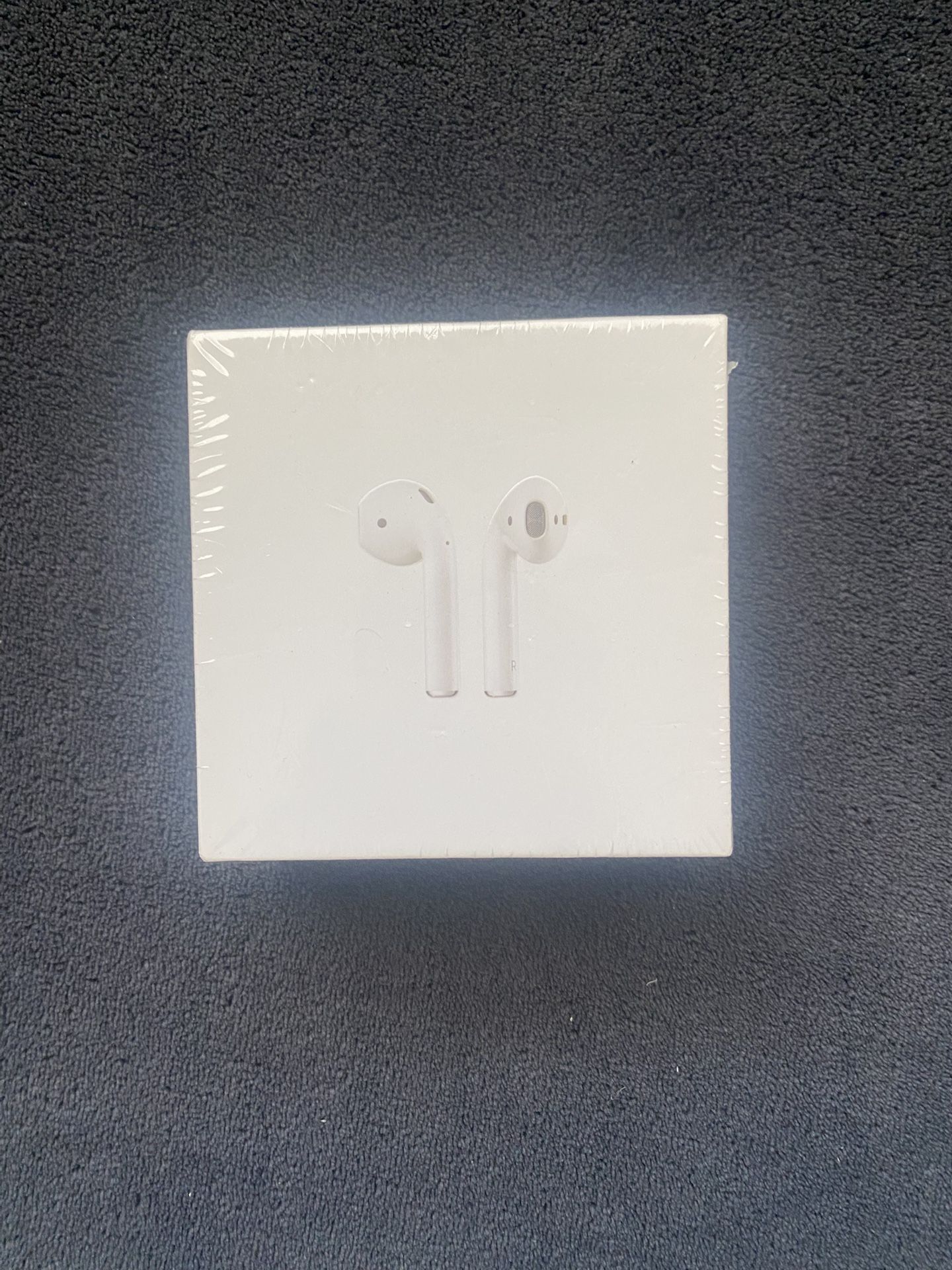 AirPods Gen 2