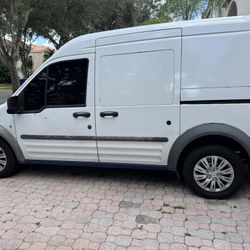 2012 Ford Transit-Connect