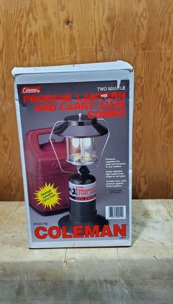 Coleman Lantern With Carrying Case