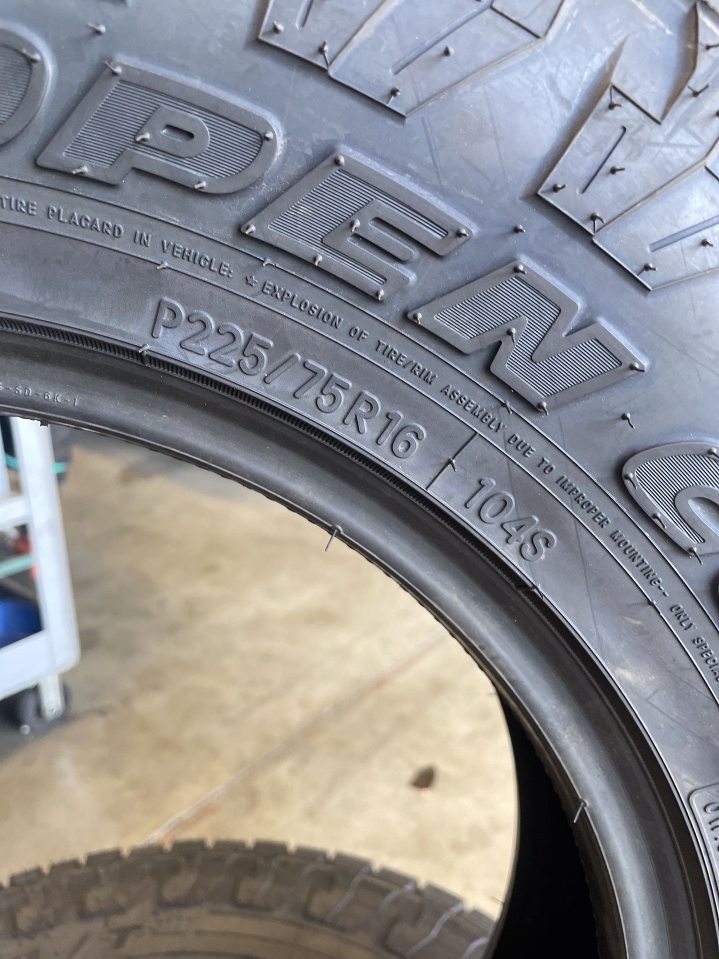 225/75/16 TOYO OPEN COUNTRY A/T III, TIRE SET (4). OVERSTOCK TIRES