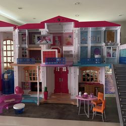 Barbie Dream Smart House New 