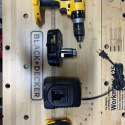 DeWalt DC725 Hammerdrill/Driver with Battery and Charger