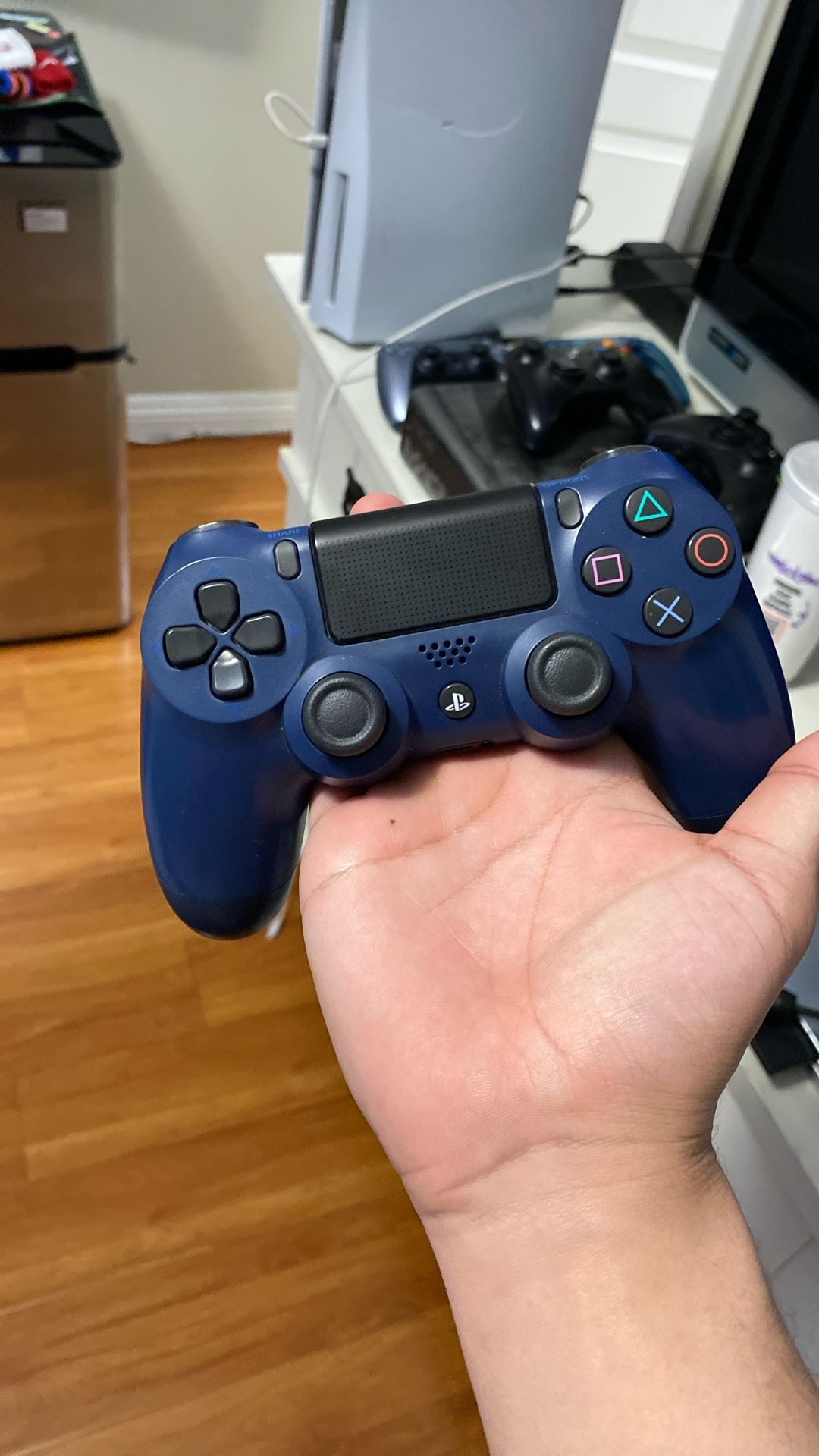 PS4 Controller