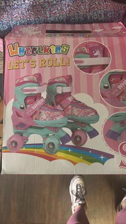 Kids Rollerskates - NEW IN THE BOX