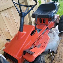 Tractor Ariens Riding Lawn Mower 