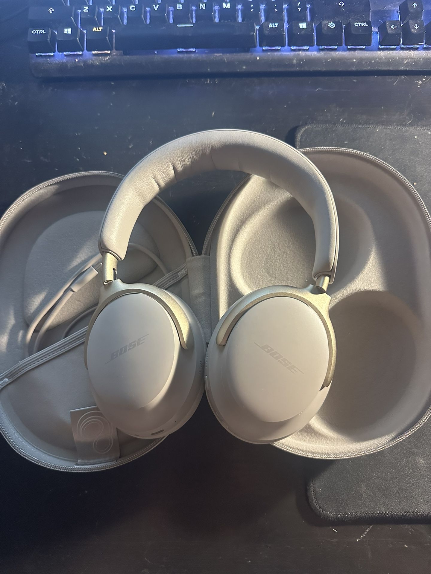 Bose Quiet Comfort Ultra (Sandstone)