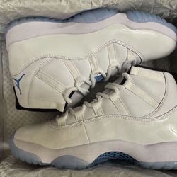 Air Jordan Retro 11 (LEGEND BLUE) PRICE IS FIRM(NO TRADES) 