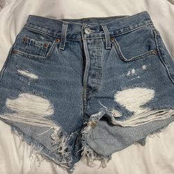 501 Levi Shorts