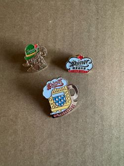 Beer Collectibles - Pins, opened, patches