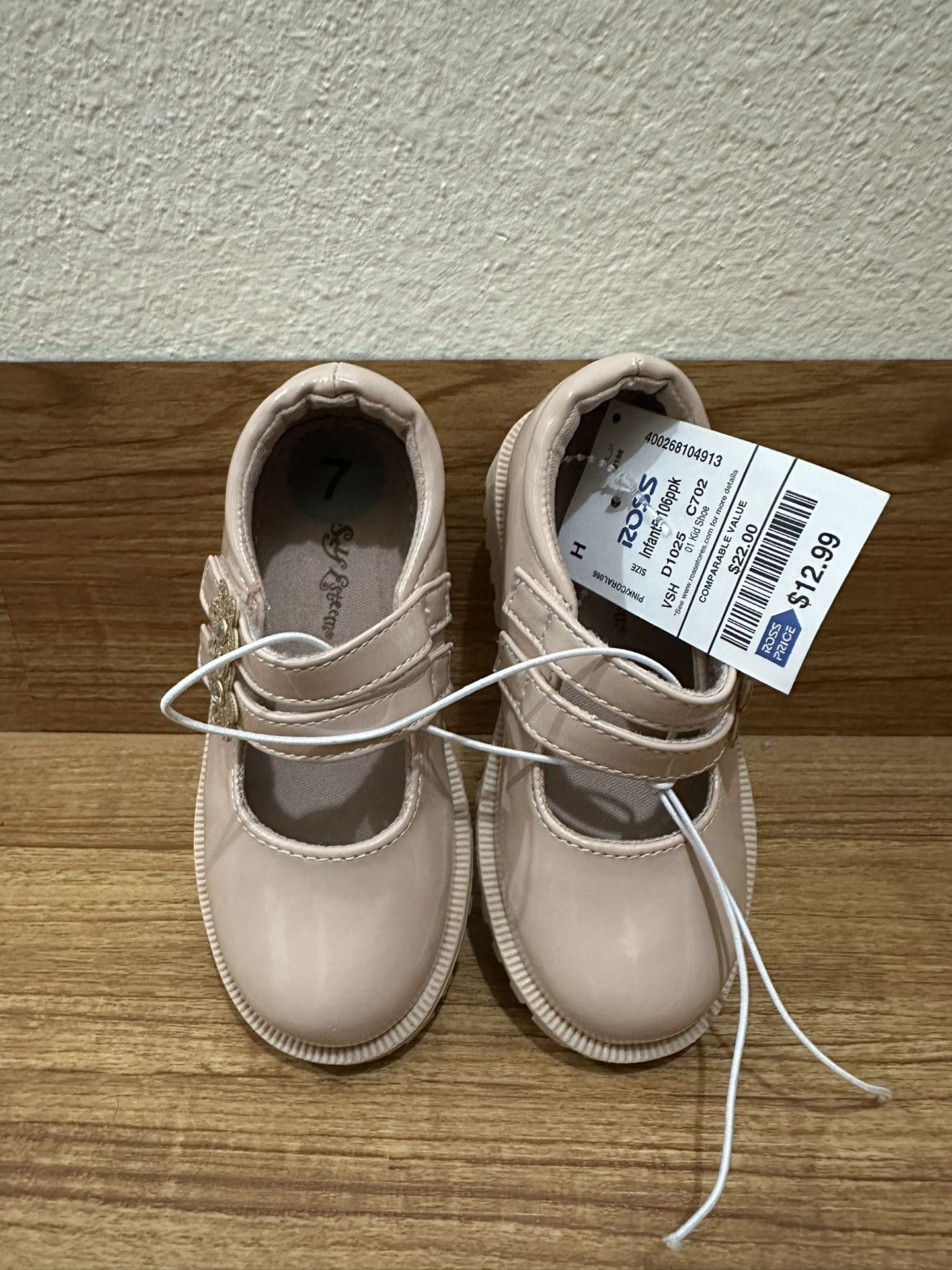 Girls’ Dress Shoes – Size 7 – Like New
