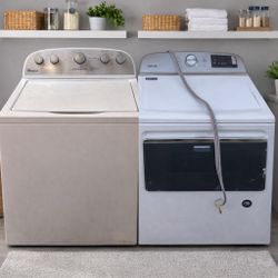 Whirlpool Washer & Maytag Electric Dryer Set