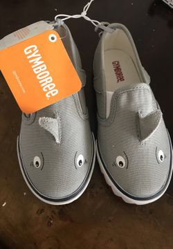 Shark canvas shoes size 10 kids