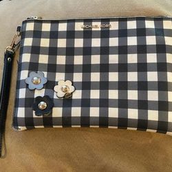 RARE  Michael Kors Black and White Checkered Wallet with 3D flowers accents $50