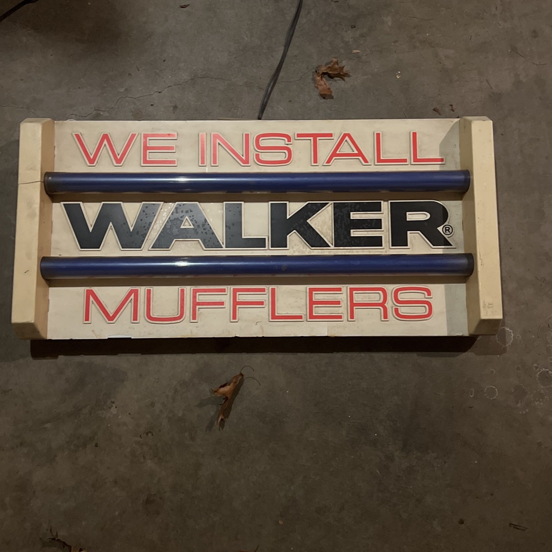 Walker Muffler Lighted Sign- Works!