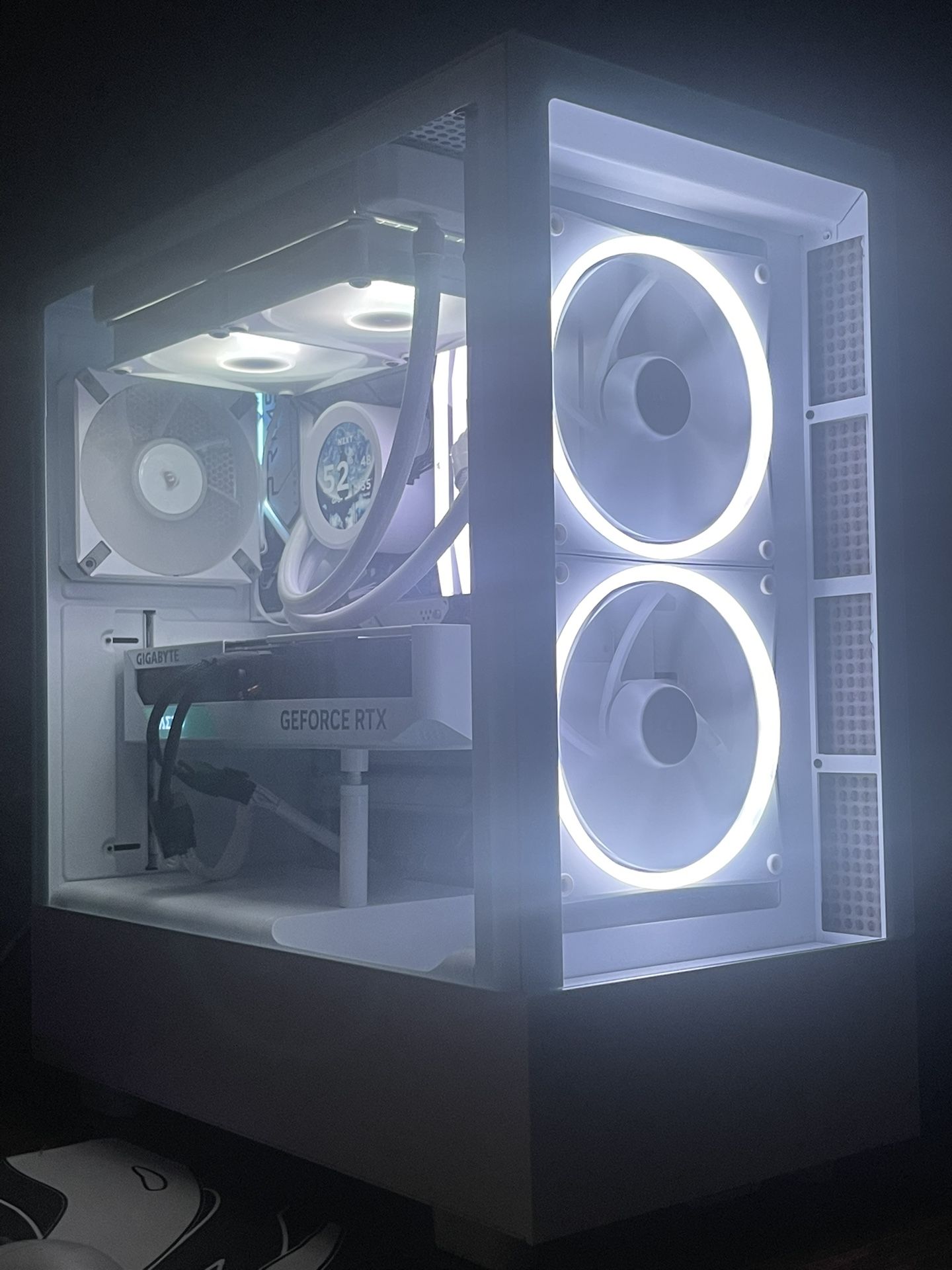 4070ti Super Gaming PC - White