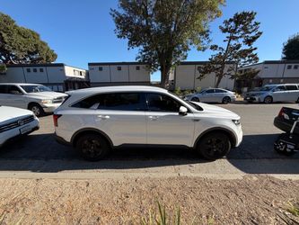 2022 KIA Sorento LX