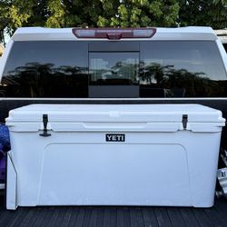 Yeti Tundra 160 Cooler