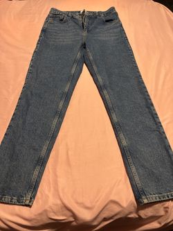 BDG Urban Outfitters Women’s Mom Jeans, Blue/Medium Wash, W29 L32, Made in Turkey.