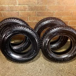 Hankook i*Pike RW11 Studdable Winter Tires --  (205/75R15 97S)