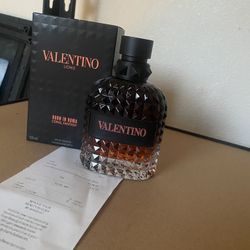 Valentino Born In Roma Coral Fantasy Cologne