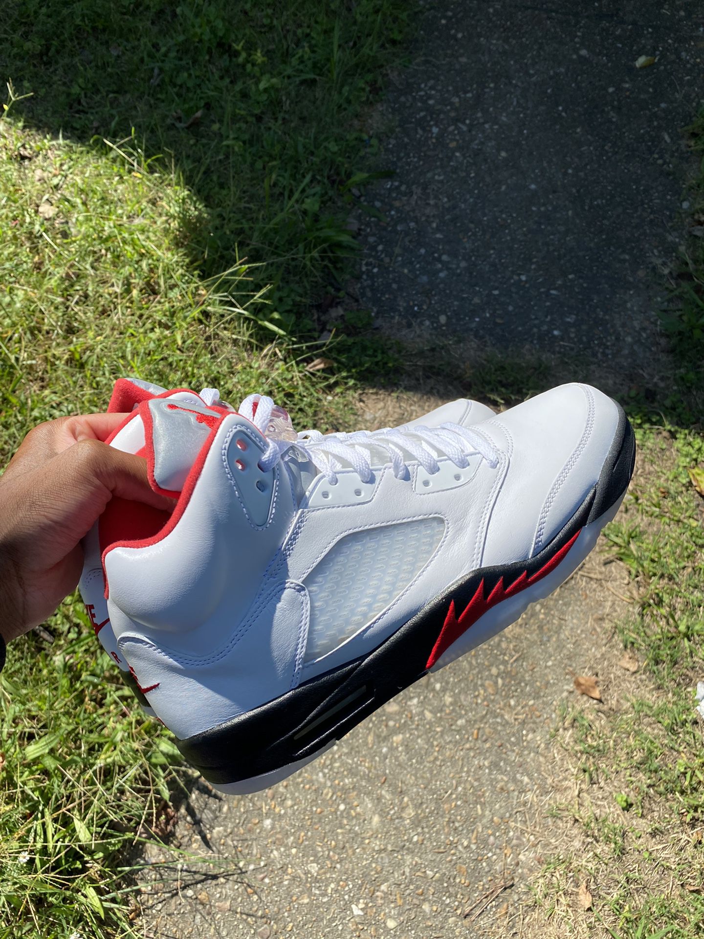 Air Jordan 5 “Fire Red” Size 13