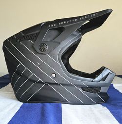 100% Status Full-Face Helmet - Size Small - EN 1078 Certified